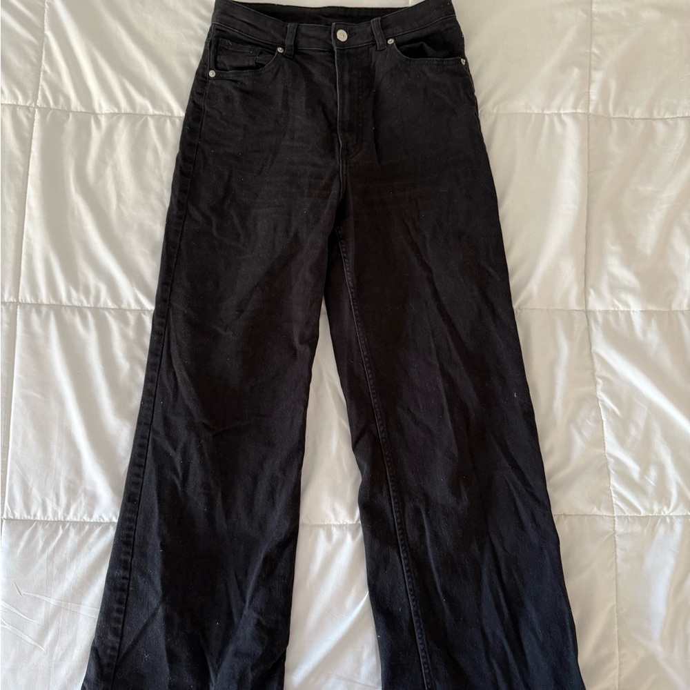 H&M Black Flare Wide Leg Jeans High-Waisted Trendy